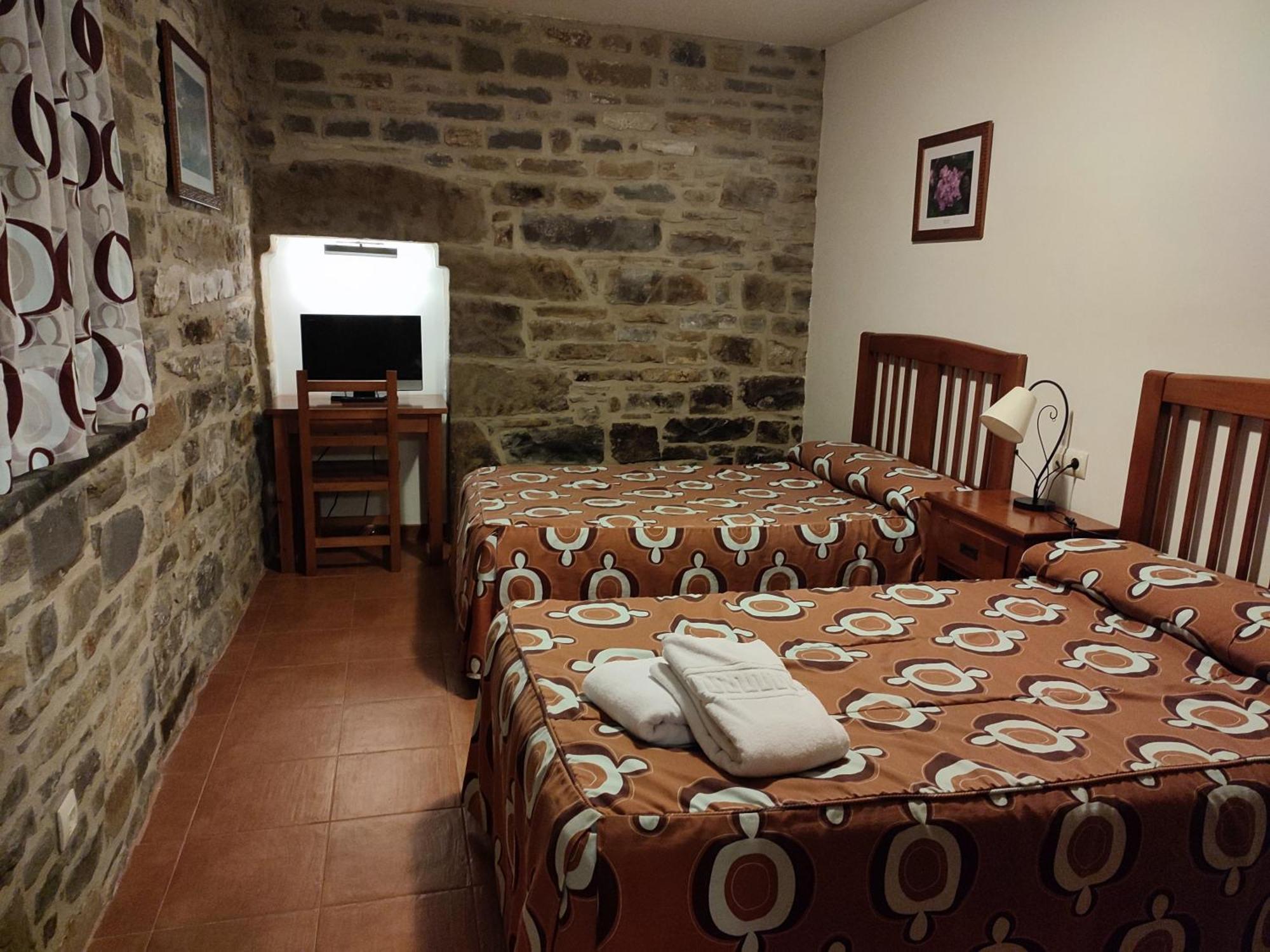 Casas Pirineo, Ainsa Apartment Стая снимка