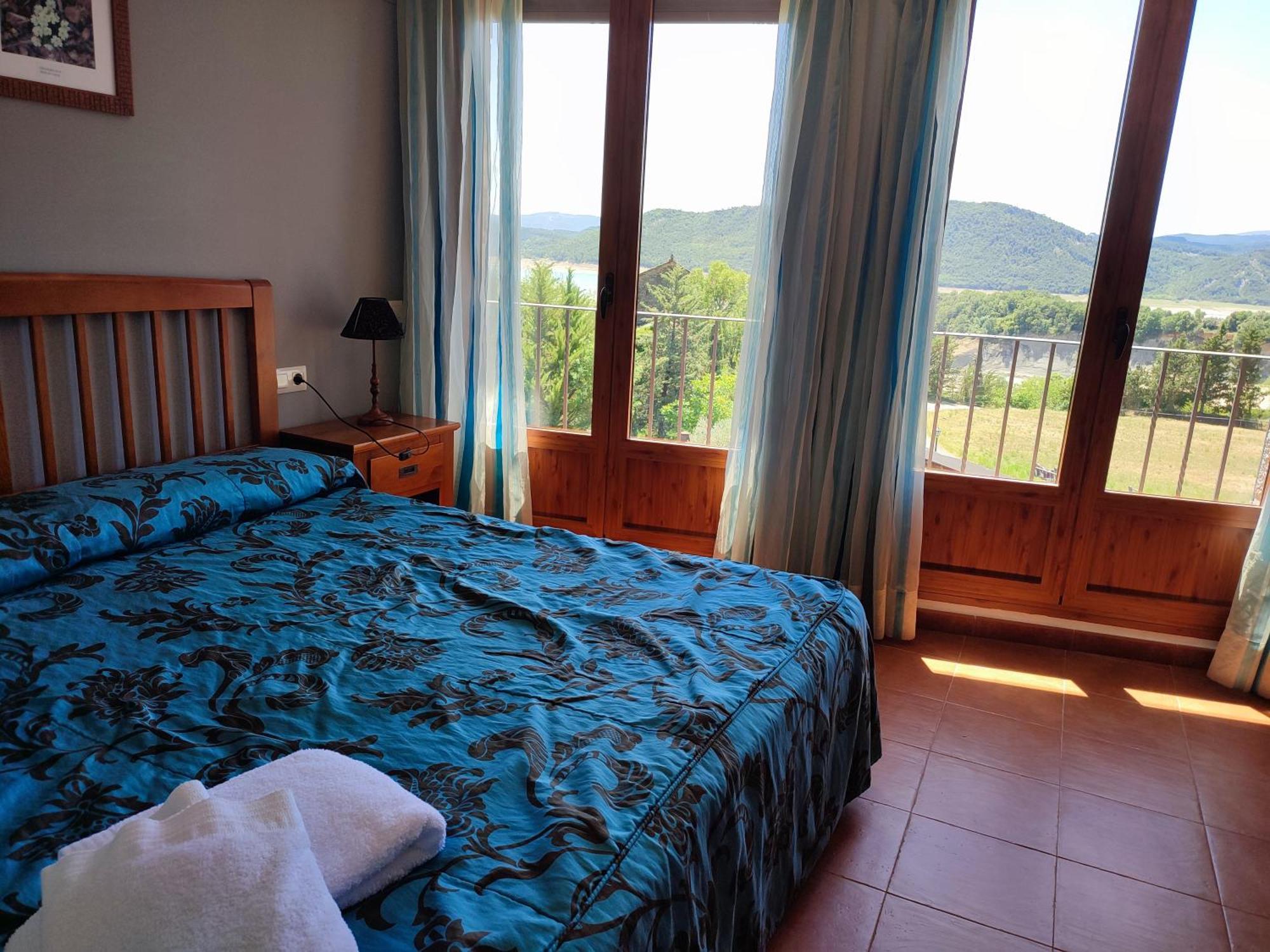 Casas Pirineo, Ainsa Apartment Стая снимка
